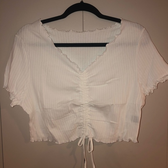Scrunch tie crop top. - Picture 1 of 3